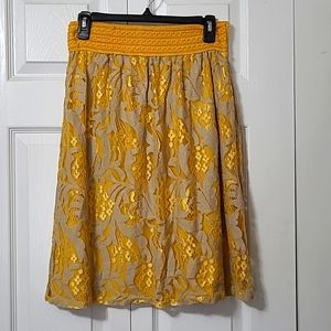 Me 2 Magic Yellow & Gray Lace Lined Skirt, Large, EUC